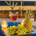 Βίλα Front With Heated Pool, Jacuzzi, Fantastic View, The Sound Of The Waves - By Traveler Tourist Agency Krk Id 2404 Privlaka (Zadar)