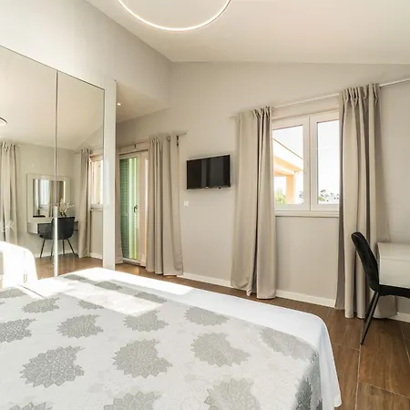 Vila Front With Heated Pool, Jacuzzi, Fantastic View, The Sound Of The Waves - By Traveler Tourist Agency Krk Id 2404 *
