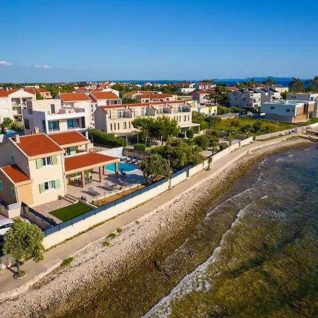 Front With Heated Pool, Jacuzzi, Fantastic View, The Sound Of The Waves - By Traveler Tourist Agency Krk Id 2404 Вилла *