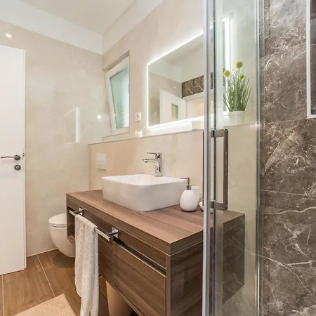 Front With Heated Pool, Jacuzzi, Fantastic View, The Sound Of The Waves - By Traveler Tourist Agency Krk Id 2404 Privlaka (Zadar)