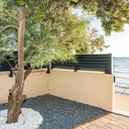 Front With Heated Pool, Jacuzzi, Fantastic View, The Sound Of The Waves - By Traveler Tourist Agency Krk Id 2404 Vila Privlaka (Zadar)