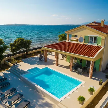 Вилла Front With Heated Pool, Jacuzzi, Fantastic View, The Sound Of The Waves - By Traveler Tourist Agency Krk Id 2404 *