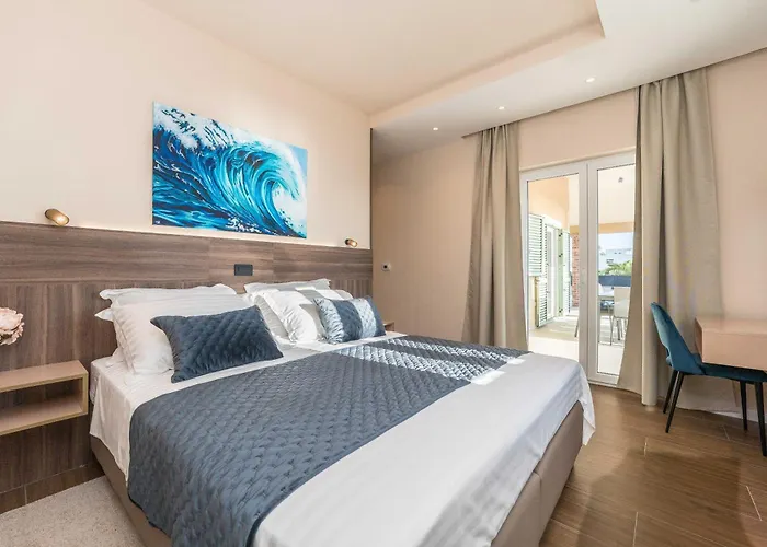 Front With Heated Pool, Jacuzzi, Fantastic View, The Sound Of The Waves - By Traveler Tourist Agency Krk Id 2404 *