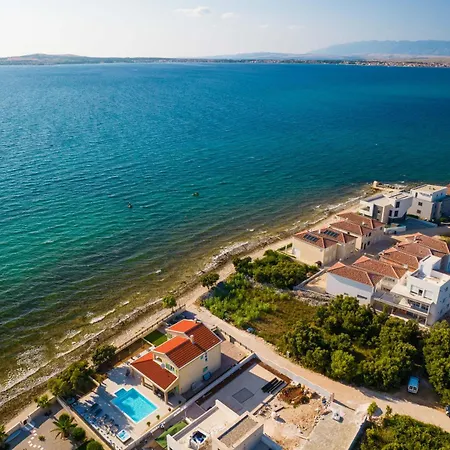 Front With Heated Pool, Jacuzzi, Fantastic View, The Sound Of The Waves - By Traveler Tourist Agency Krk Id 2404 * プリヴラカ