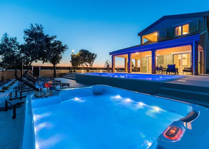 Front With Heated Pool, Jacuzzi, Fantastic View, The Sound Of The Waves - By Traveler Tourist Agency Krk Id 2404 * Privlaka (Zadar)